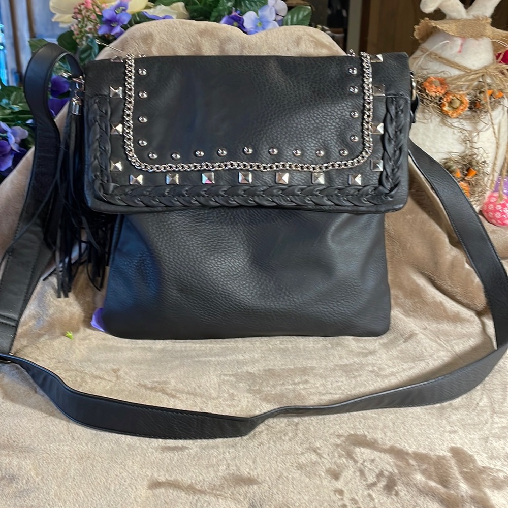 Candie’s Crossbody Purse